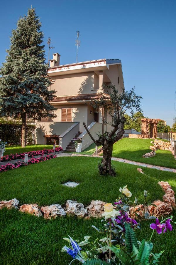 B&B Villa Aurora Brugherio Exterior foto