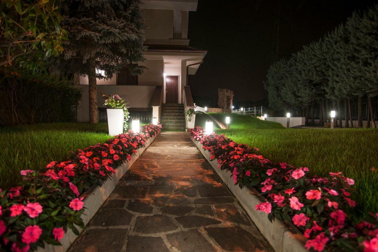 B&B Villa Aurora Brugherio Exterior foto